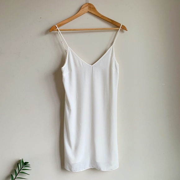 Little Moon Akila Dress - Picture 3 of 6